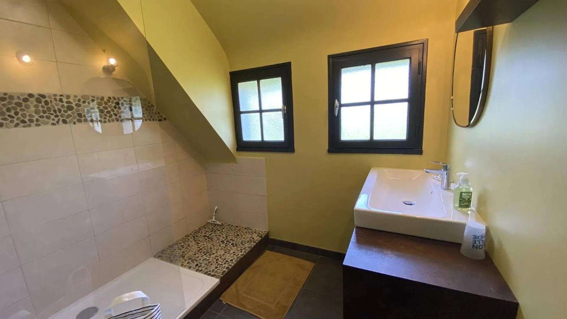 Grande Maison Au Centre De Perros-Guirec Avec Jardin, Terrasse Et Wifi - Fr-1-368-460 0*,